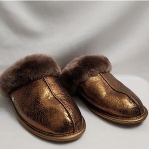 UGG Bronze Scuffette II Metallic Sparkle Slippers (W Size 9)